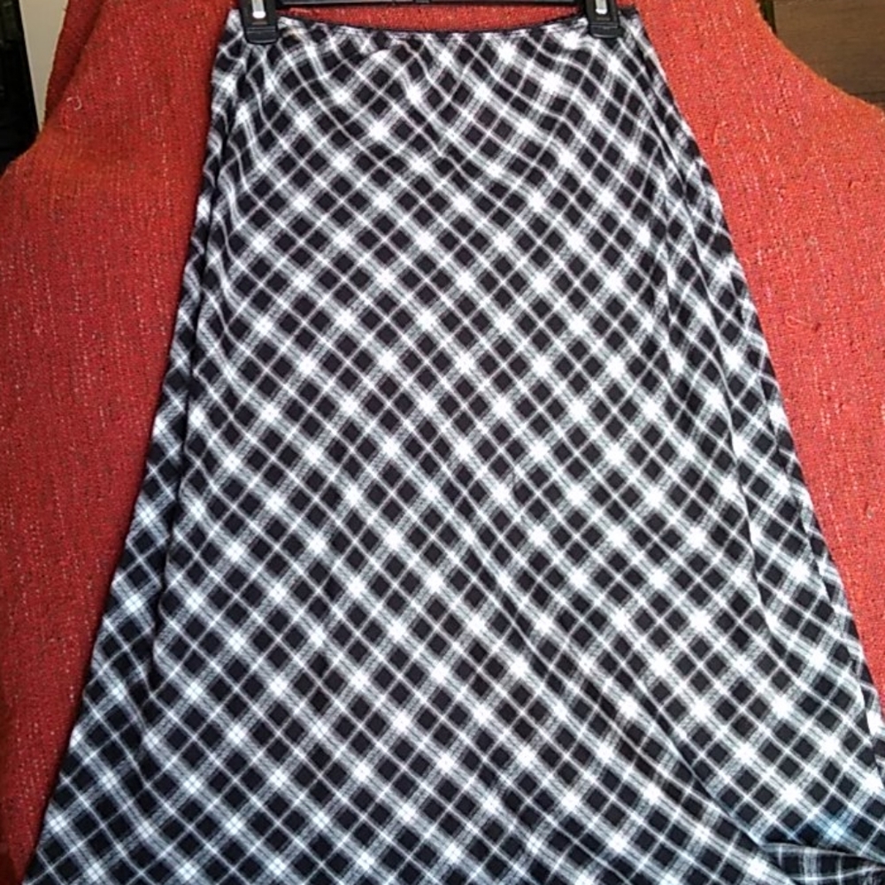 Black and white plaid patterned midi skirt